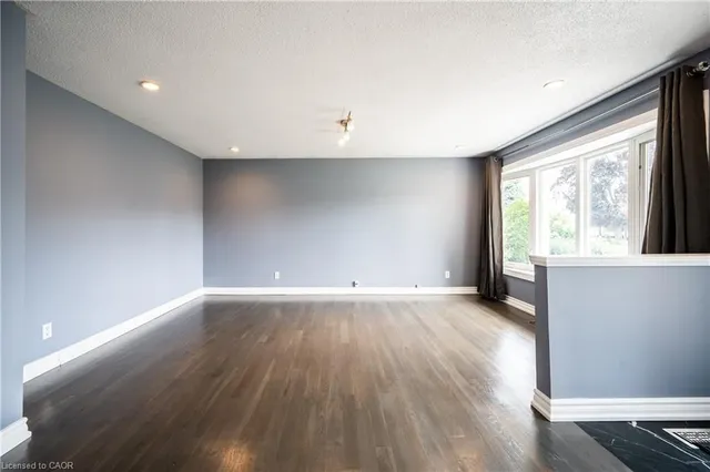 Additional image 5 of 66 Belwood Cres
