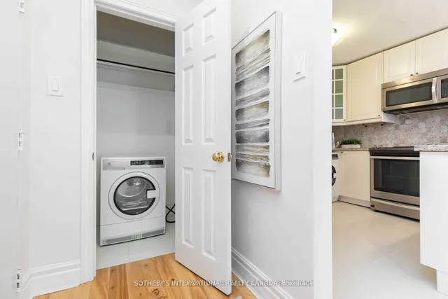 Additional image 19 of 35 Raglan Ave Unit 108