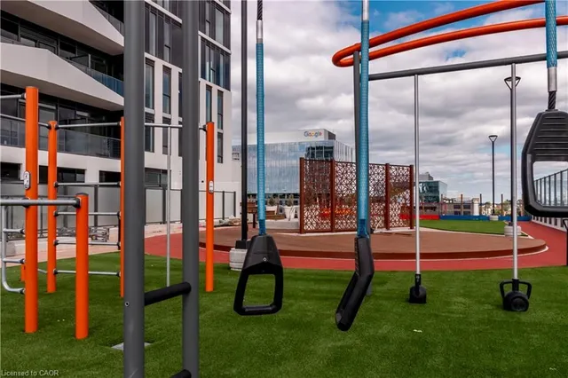 Additional image 14 of 25 Wellington St Unit 707