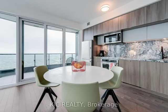 Additional image 9 of 585 Bloor St Unit 3923