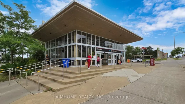 Additional image 38 of 7 Kenaston Garden Unit 321