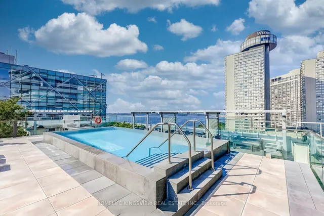 Additional image 44 of 15 Queens Quay Unit 923