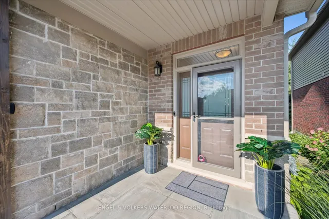 Additional image 3 of 928 Pioneer Grove Crt