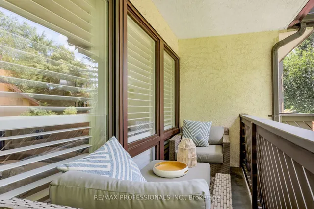 Additional image 24 of 71 Old Mill Rd Unit 304