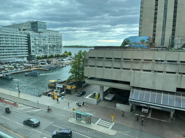 Additional image 29 of 10 Queens Quay Unit 607