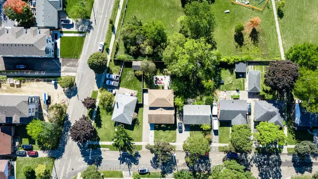 Additional image 39 of 55 Suffolk Ave