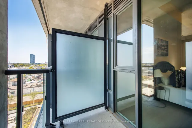 Additional image 22 of 859 The Queensway Unit 708