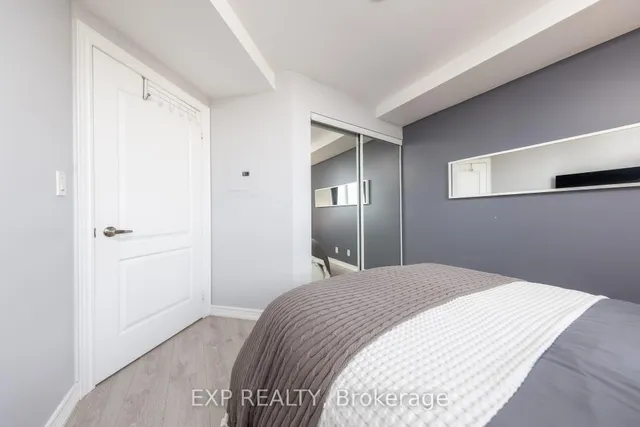 Additional image 19 of 212 Eglinton Ave Unit 1510