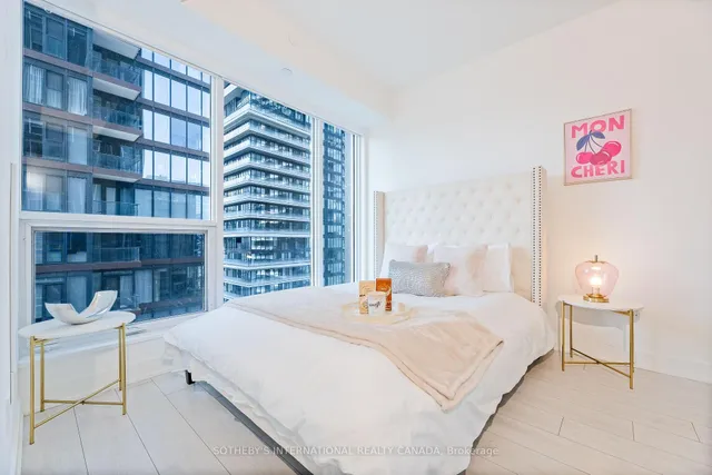 Additional image 6 of 35 Mercer St Unit 2411