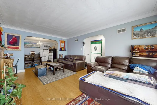 Additional image 9 of 1013 Islington Ave