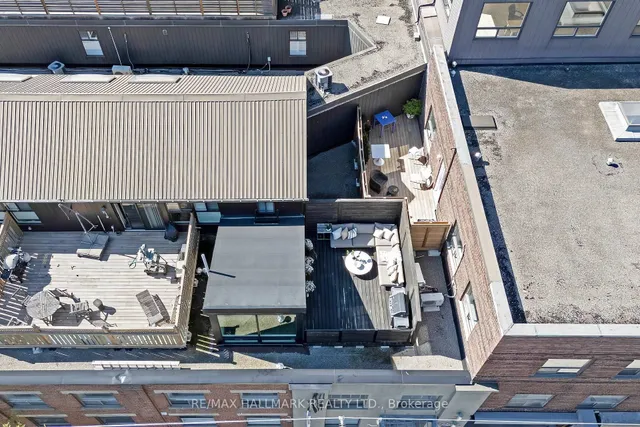 Additional image 31 of 326 Carlaw Ave Unit 102