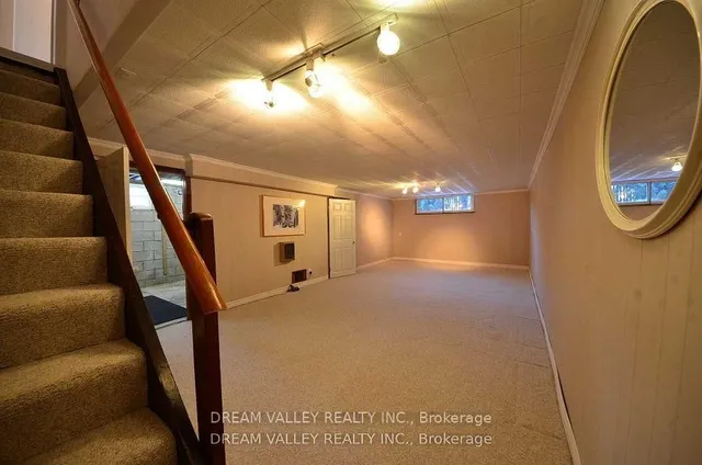 Additional image 27 of 52 South Marine Dr