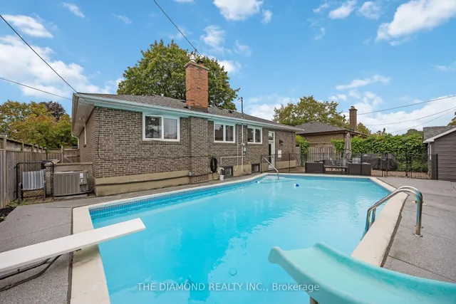 Additional image 44 of 58 Clement Rd