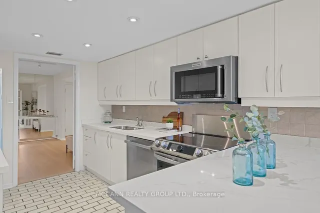 Additional image 19 of 360 Bloor St Unit 301