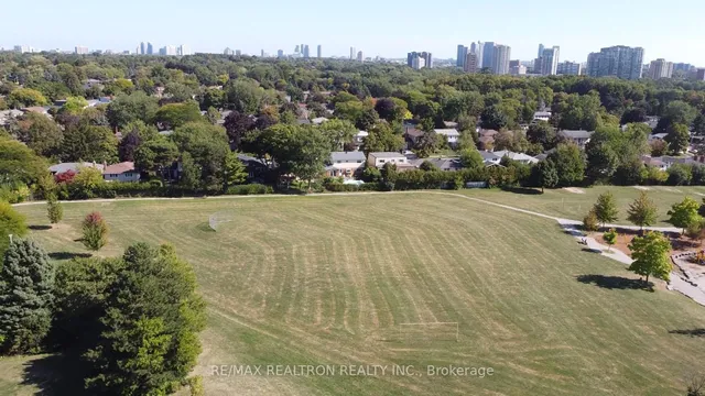 Additional image 37 of 9 Eastlea Cres