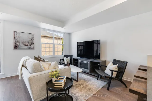 Additional image 4 of 35 Strangford Lane Unit 301