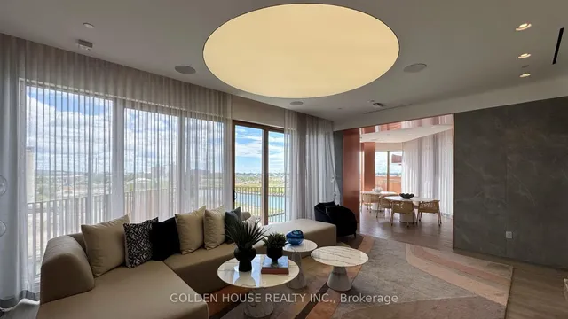 Additional image 44 of 155 Merchants' Wharf Unit 1311