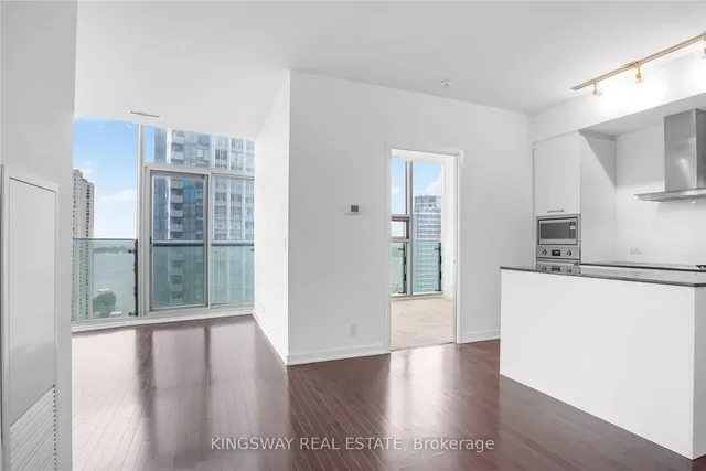Additional image 8 of 14 York St Unit 1802