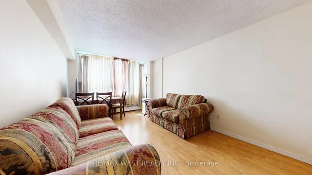 Additional image 6 of 940 Caledonia Rd Unit 210