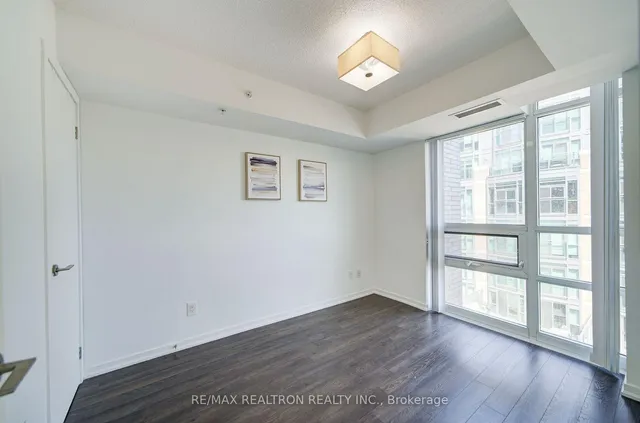 Additional image 21 of 68 Abell St Unit 727