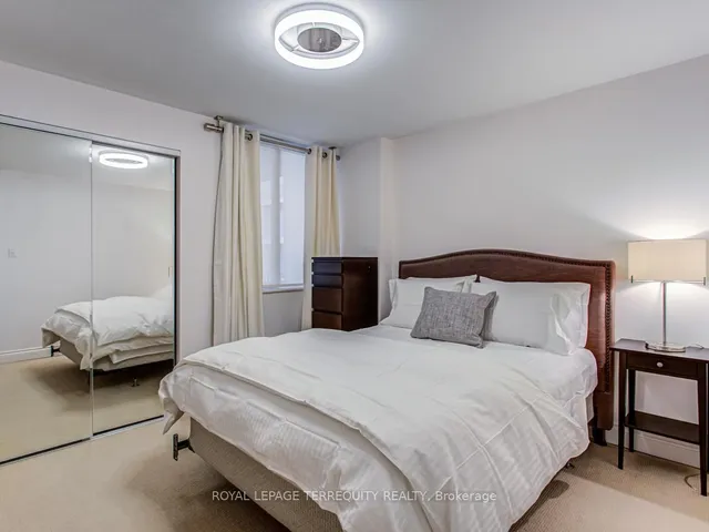 Additional image 23 of 30 Church St Unit 707