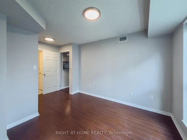 Additional image 19 of 23 Lorraine Dr Unit 801