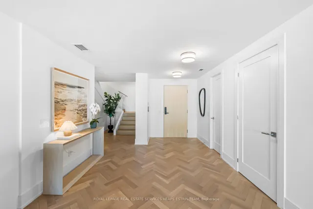 Additional image 13 of 155 Merchants' Wharf Unit 213