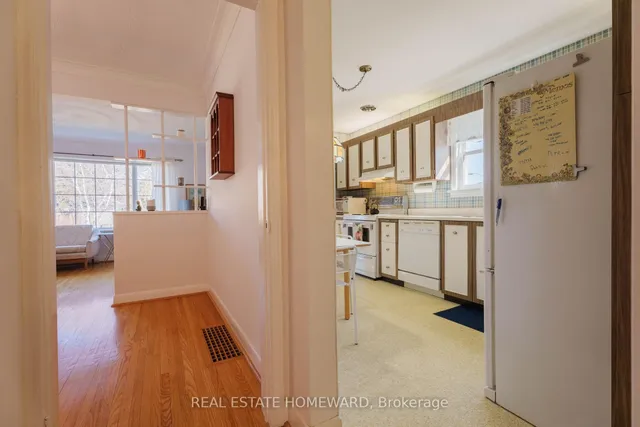 Additional image 15 of 3 Chestermere Blvd