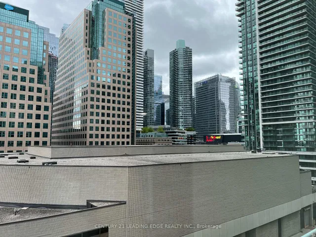 Additional image 31 of 10 Queens Quay Unit 607