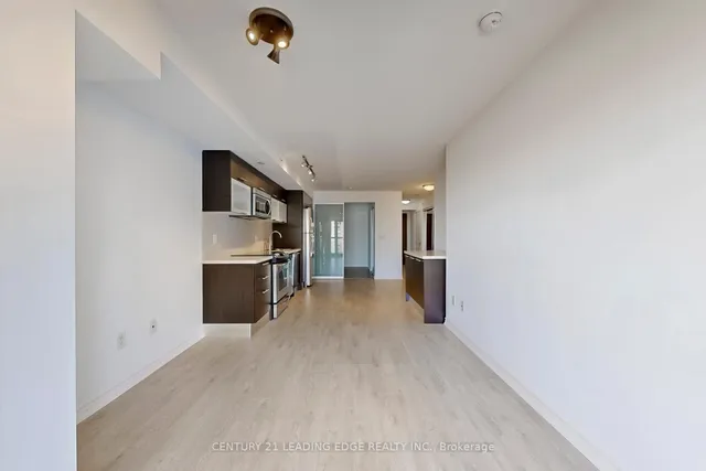 Additional image 12 of 386 Yonge St Unit 1904