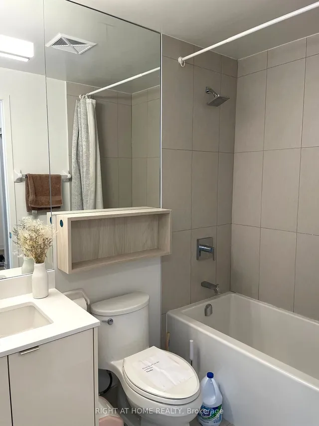 Additional image 15 of 100 Dalhousie St Unit 4007