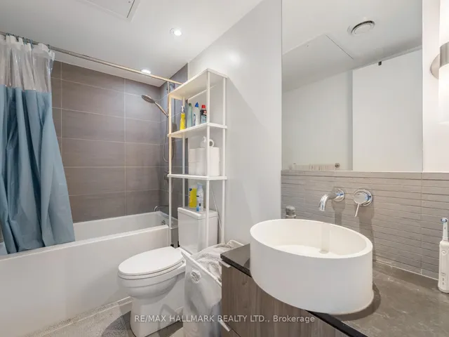 Additional image 9 of 161 Roehampton Ave Unit 2208