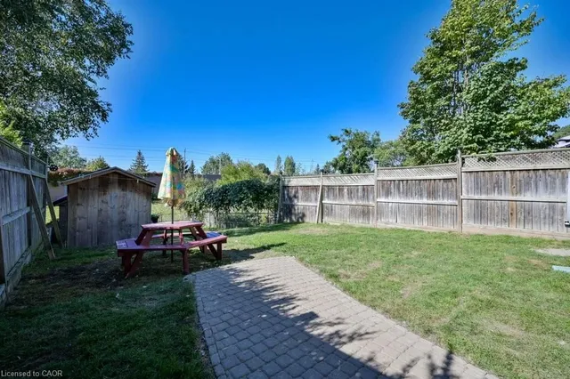Additional image 36 of 107 Dinison Cres