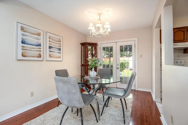 Additional image 12 of 64 Sabrina Cres