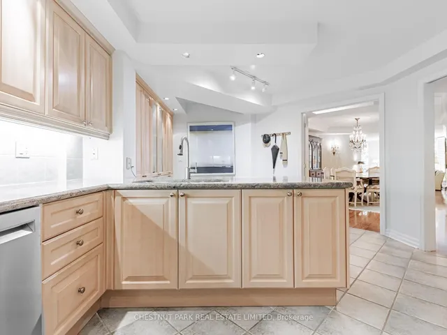 Additional image 7 of 2727 Yonge St Unit 514