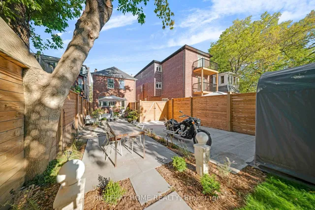 Additional image 24 of 1642 Dufferin St