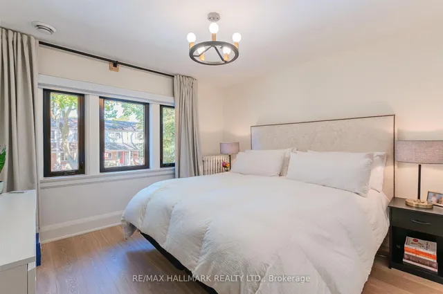 Additional image 23 of 109 Douglas Ave