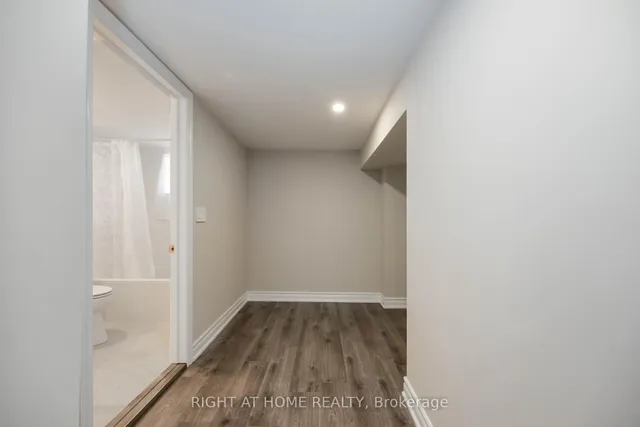 Additional image 29 of 12 Rosalie Ave