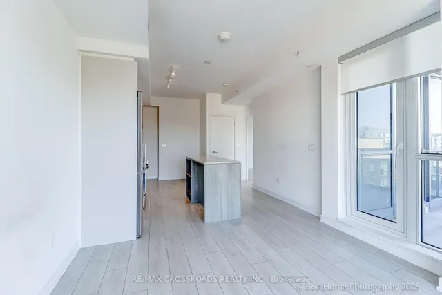 Additional image 18 of 31 Tippett Rd Unit 1306