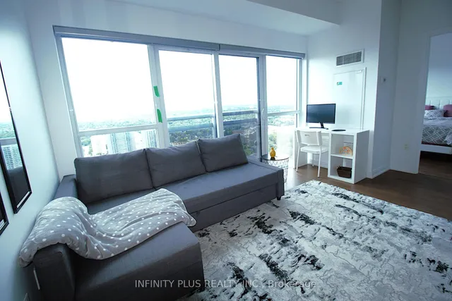 Additional image 3 of 275 Village Green Sq Unit 3419