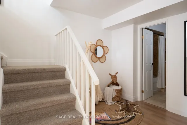 Additional image 19 of 1250 King St Unit 21