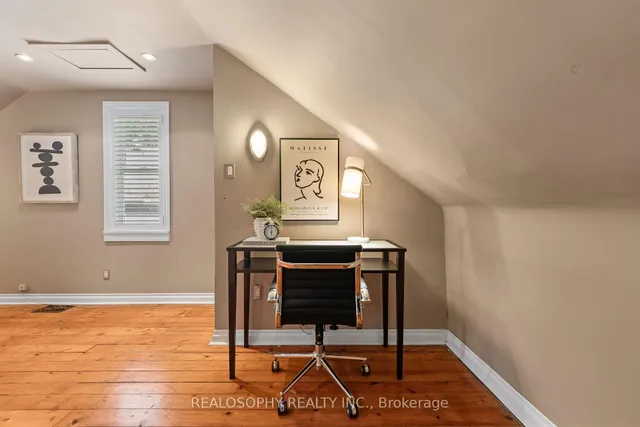 Additional image 16 of 299 Pape Ave