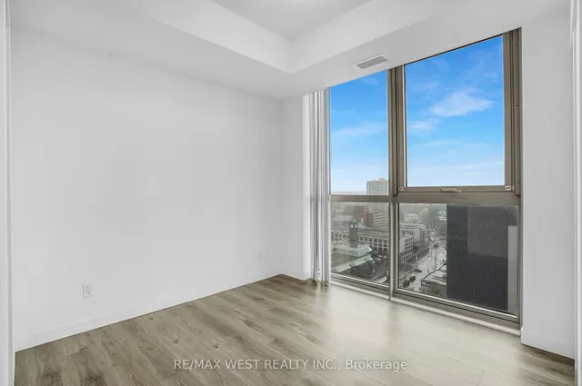 Additional image 5 of 60 Frederick St Unit 1409