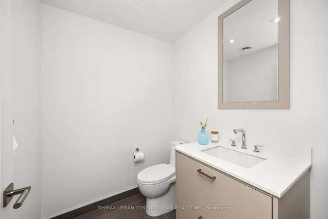 Additional image 3 of 155 Merchants' Wharf Unit 415