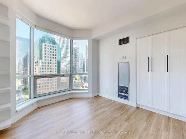 Additional image 26 of 10 Queens Quay Unit 2210