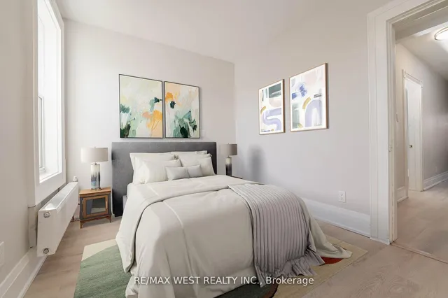 Additional image 25 of 115 Edwin Ave