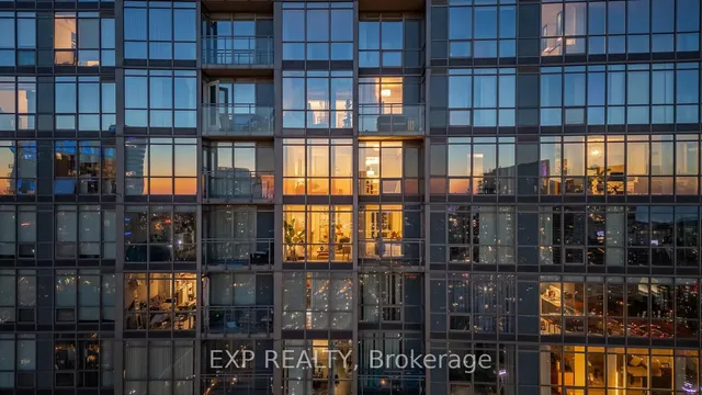 Additional image 38 of 15 Fort York Blvd Unit 4101