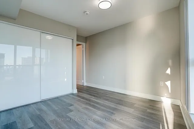 Additional image 42 of 585 Bloor St Unit 1820