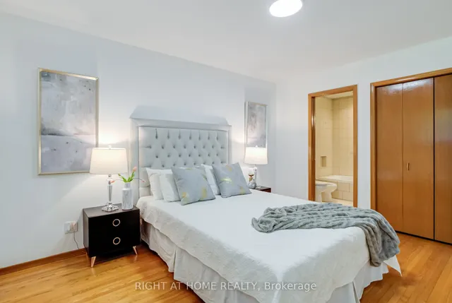 Additional image 23 of 22 Rainier Sq