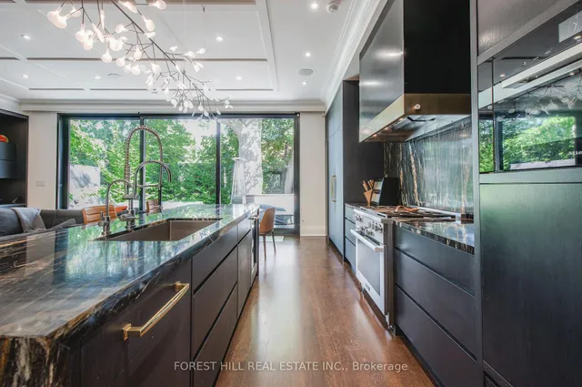 Additional image 16 of 176 Balmoral Ave